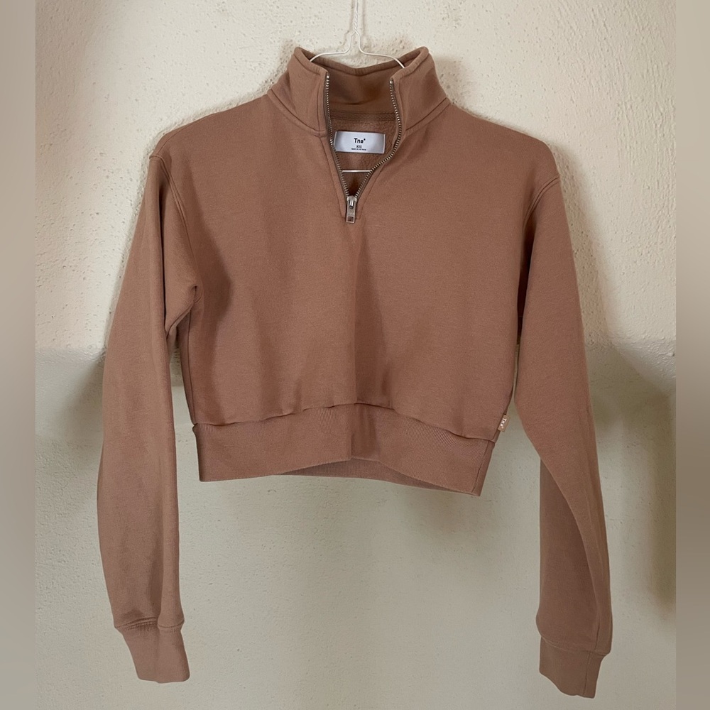 Aritzia Tna 1/4 zip fleece pullover